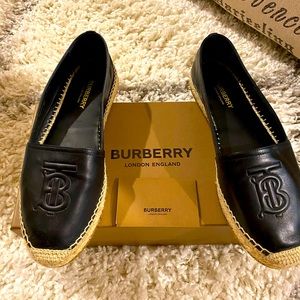 Authentic Burberry Tabitha Logo Monogram Esparidelle Flat in Black ❤️ size 39 EU